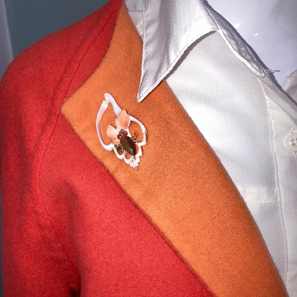Jones New York Coral Jacket M with Vintage Pin - Picture 3 of 5